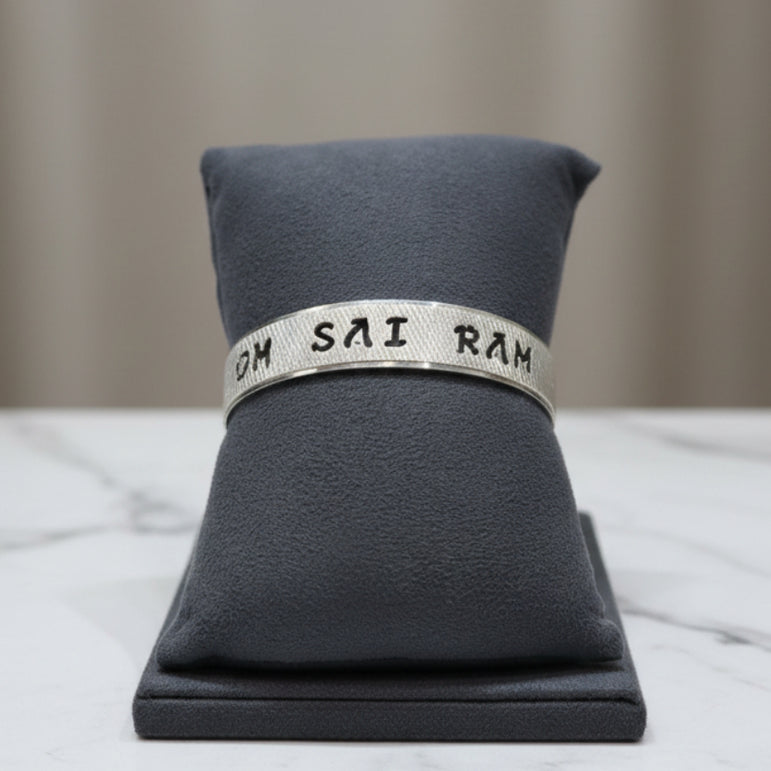 Devotional "OM SAI RAM" Engraved Textured Men's Kada