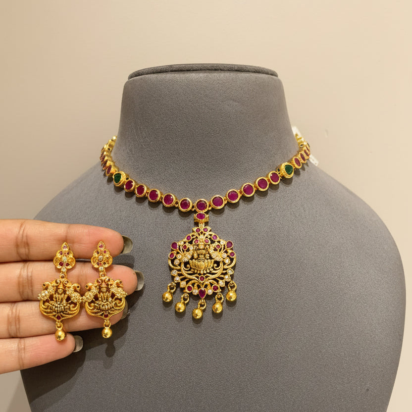 Royal Ruby Kemp Bezel-Set Laxmi Gold Look Set