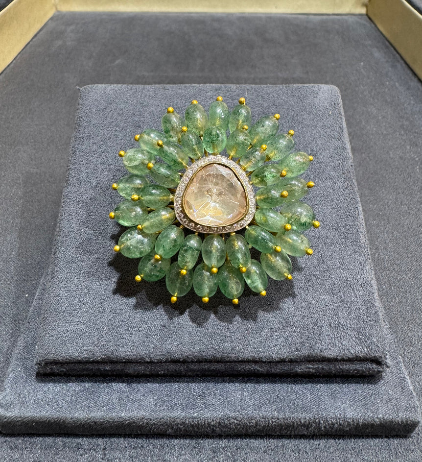 BIG POLKI RING WITH GREEN STONES