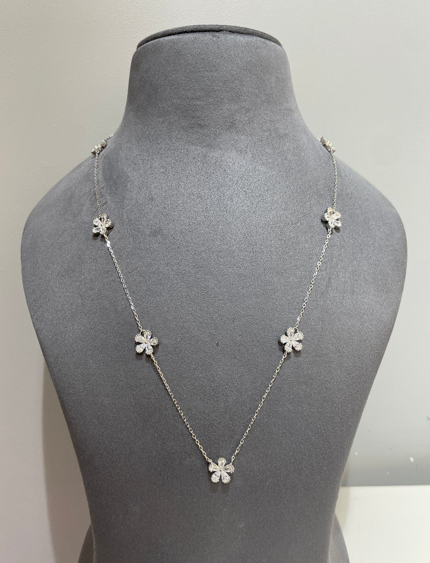 925 Silver Moissanite Diamond Floral Pendant Set