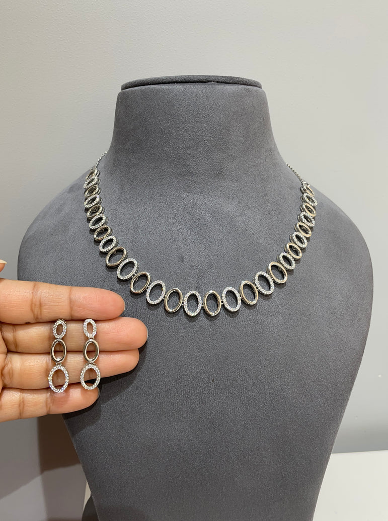 925 Silver Geometric Design Diamond Look Necklace Set