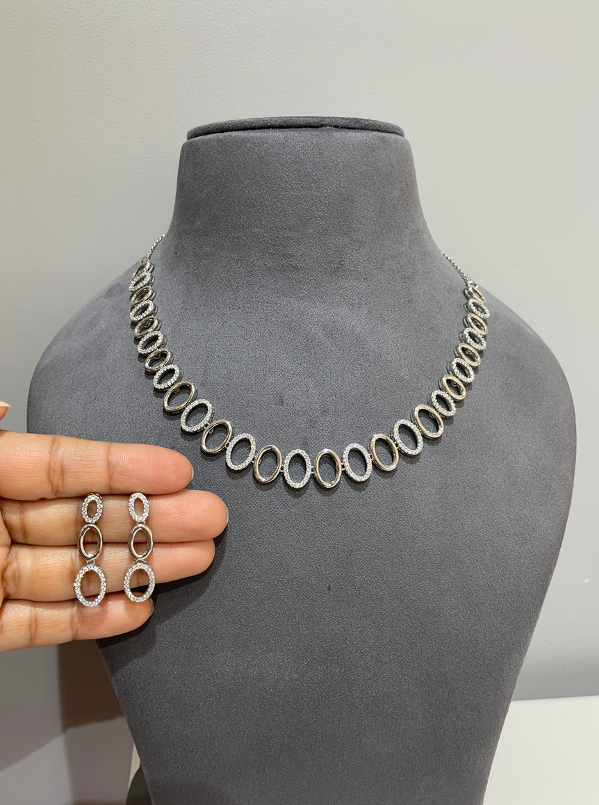 925 Silver Geometric Design Diamond Look Necklace Set