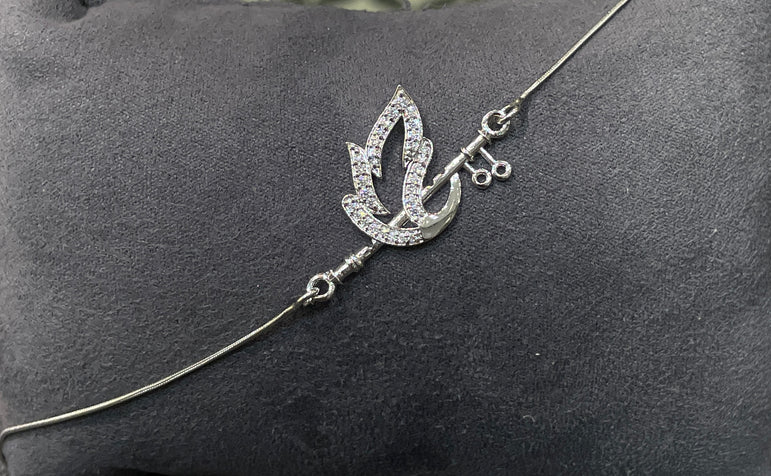 Shyam Bansuri Moissanite Rakhi