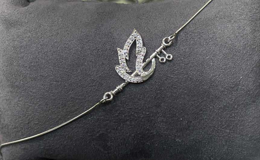 Shyam Bansuri Moissanite Rakhi