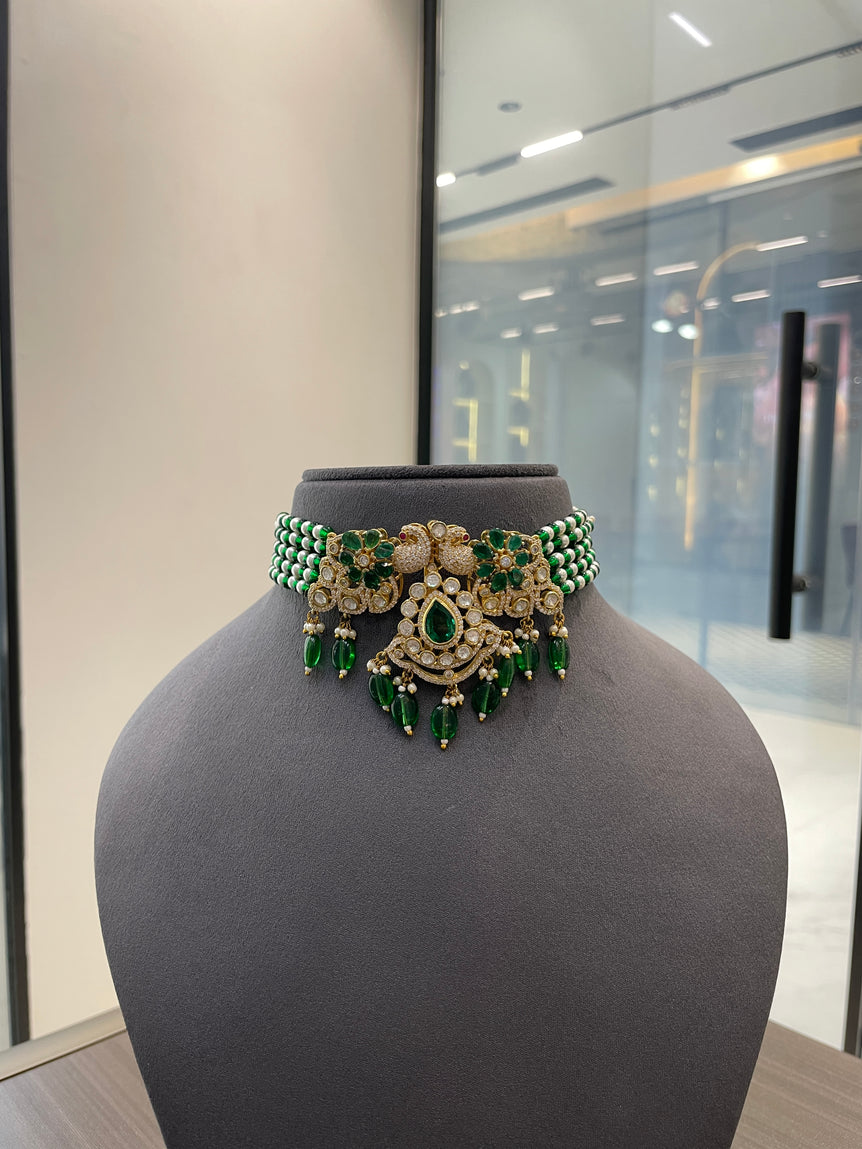 BEAUTIFUL GREEN COLOR PEACOCK DESIGN POLKI CHOKER WITHOUT EARRINGS