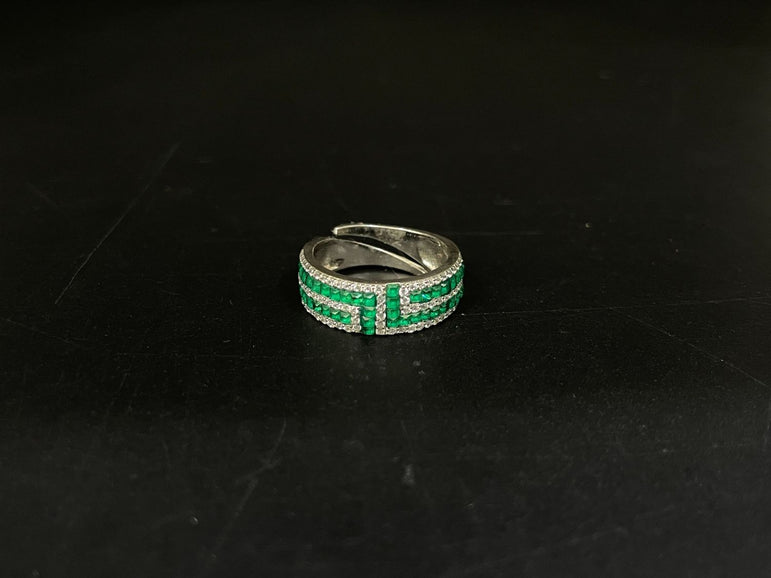 DESIGNER GREEN STONE PURE SILVER RING - Olivearajewels