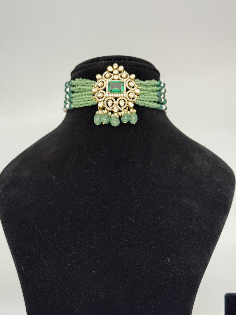 GREEN PURE SILVER CHOKER WITHOUT EARRINGS - Olivearajewels