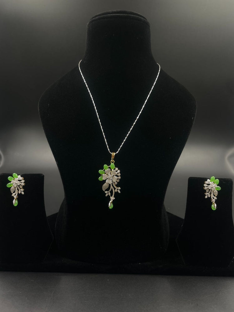 DESIGNER GREEN FLOWER PURE SILVER PENDANT SET WITHOUT CHAIN - Olivearajewels